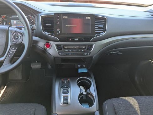 Used 2023 Honda Ridgeline Sport image 13