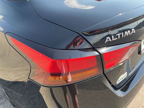 Used 2024 Nissan Altima 2.5 SL image 25