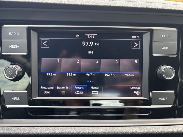 Used 2024 Volkswagen Jetta Sport FWD image 30