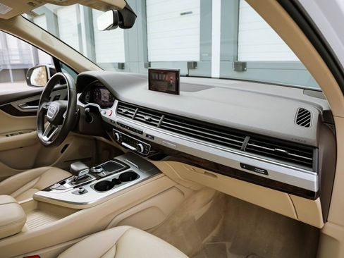 Used 2018 Audi Q7 2.0T Premium Plus image 21
