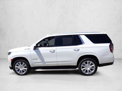 Used 2024 Chevrolet Tahoe High Country AWD/4WD image 2