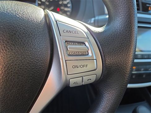 Used 2017 Nissan Altima 2.5 S w/ Power Driver Seat Package image 22