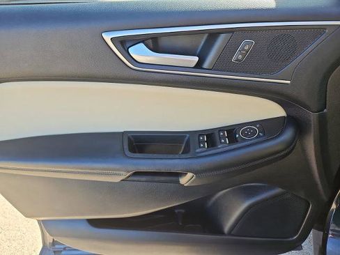 Used 2022 Ford Edge SEL w/ Convenience Package image 21