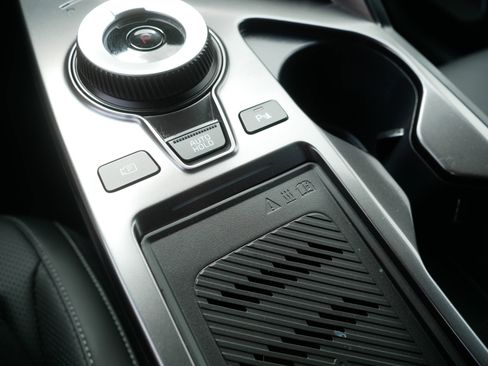 Certified 2023 Kia EV6 Wind AWD/4WD image 31