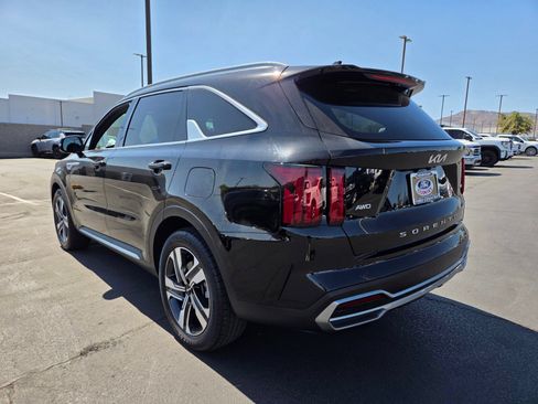 Used 2022 Kia Sorento SX Prestige AWD/4WD image 4