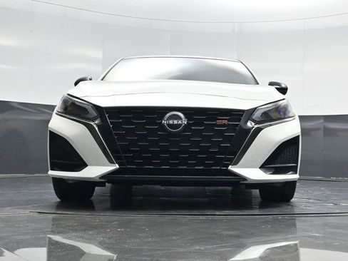 Used 2024 Nissan Altima 2.5 SR w/ SR Premium Package image 53