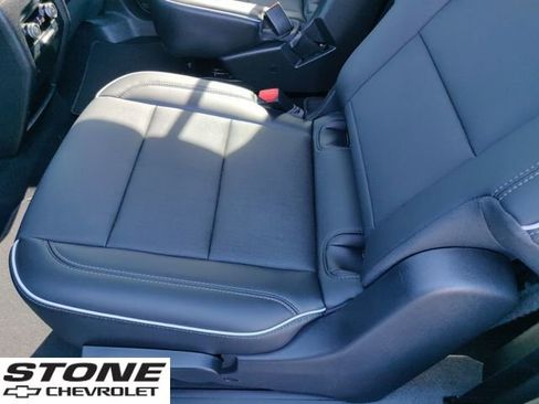 Certified 2025 Buick Enclave Preferred image 21