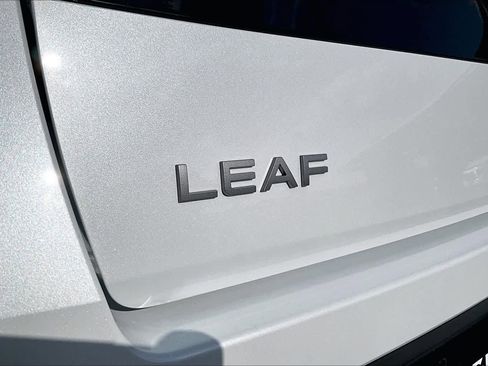 New 2026 Nissan Leaf SV+ w/ Floor Mat Package (SV+) FWD image 15