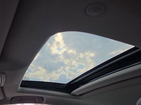 Used 2023 Honda Accord EX-L image 12