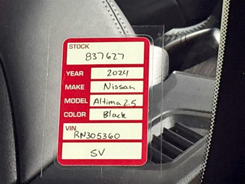 Used 2024 Nissan Altima 2.5 SV w/ SV Premium Package AWD/4WD image 26