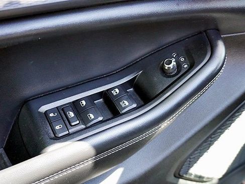 Certified 2023 Jeep Grand Cherokee L Laredo RWD image 25