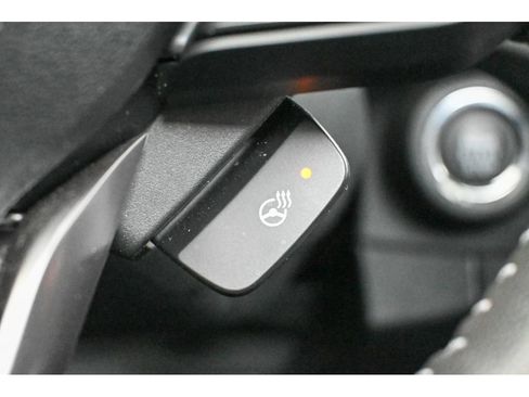 Used 2022 Subaru Forester Touring image 40