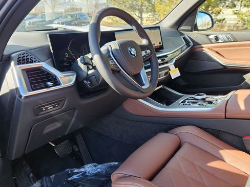 New 2026 BMW X5 xDrive50e AWD/4WD image 10