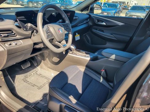 New 2026 Buick Envista Preferred FWD image 11