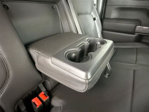 Used 2022 Chevrolet Silverado 1500 LTZ image 36