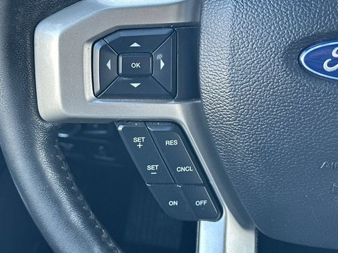 Used 2020 Ford F150 Lariat AWD/4WD image 26