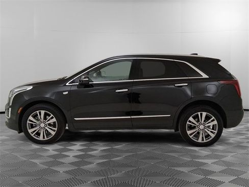Used 2025 Cadillac XT5 Premium Luxury image 6