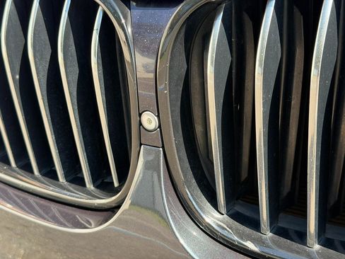 Used 2017 BMW 740i RWD image 5