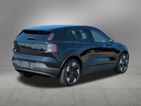 New 2025 Volvo EX30 Plus w/ Protection Package Premier image 6