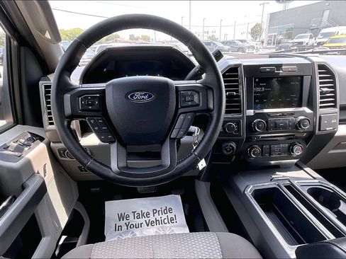 Used 2017 Ford F150 XLT w/ Equipment Group 302A Luxury AWD/4WD image 5