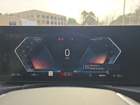 Used 2022 BMW i4 eDrive40 image 18