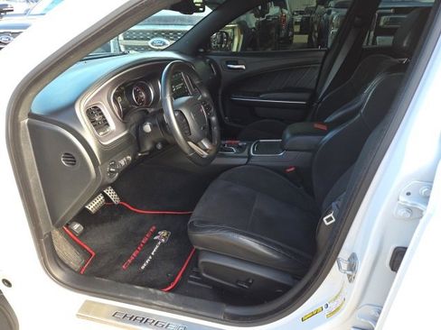 Used 2020 Dodge Charger Scat Pack image 8