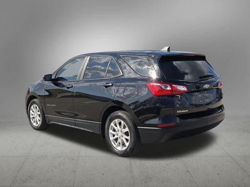 Used 2020 Chevrolet Equinox LS FWD image 4