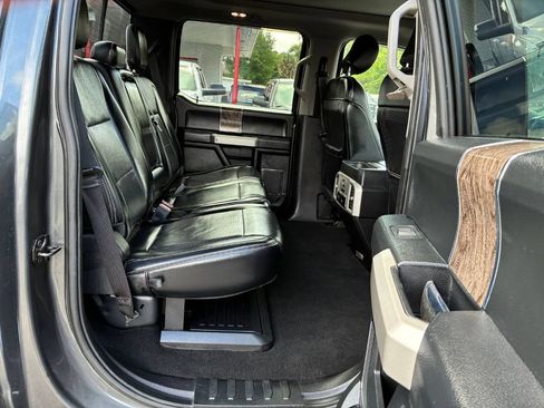 Used 2019 Ford F350 Lariat w/ Lariat Ultimate Package AWD/4WD image 13