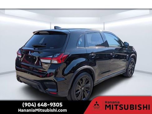 Used 2024 Mitsubishi Outlander Sport LE image 3