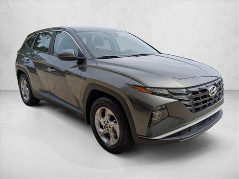 Used 2023 Hyundai Tucson SE FWD image 3