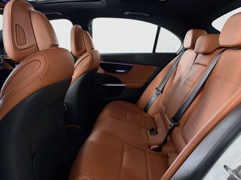 Certified 2025 Mercedes-Benz C 300 Sedan image 9