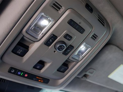 Used 2023 Cadillac Escalade Sport Platinum image 21