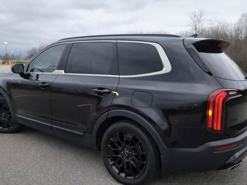 Used 2021 Kia Telluride EX w/ EX Premium Package image 7