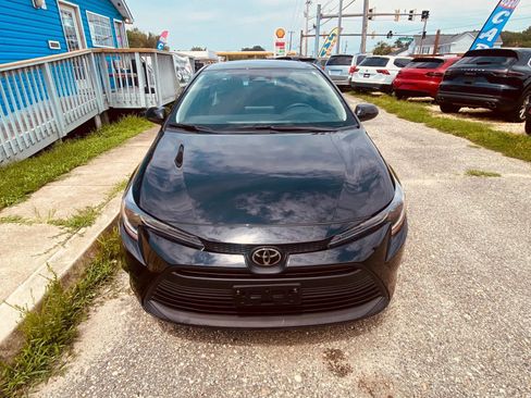 Used 2024 Toyota Corolla LE FWD image 4
