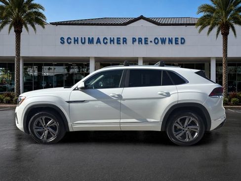 Certified 2024 Volkswagen Atlas Cross Sport SEL R-Line AWD/4WD image 4