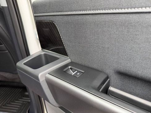 New 2026 Ford F250 Lariat w/ Black Appearance Package image 26