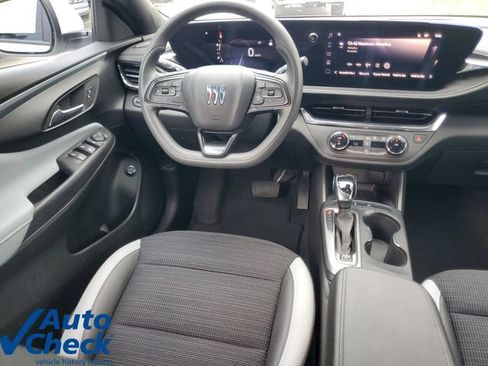 Certified 2024 Buick Envista Preferred w/ Convenience II Package FWD image 17