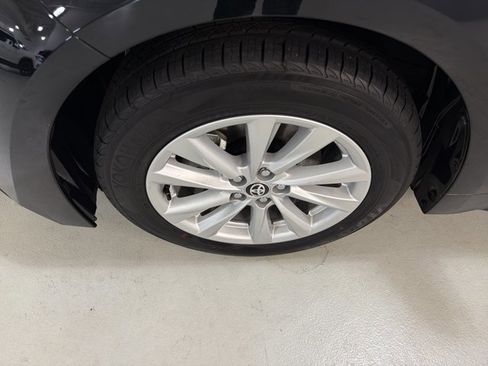 Used 2026 Toyota Corolla LE w/ LE Premium Package image 11