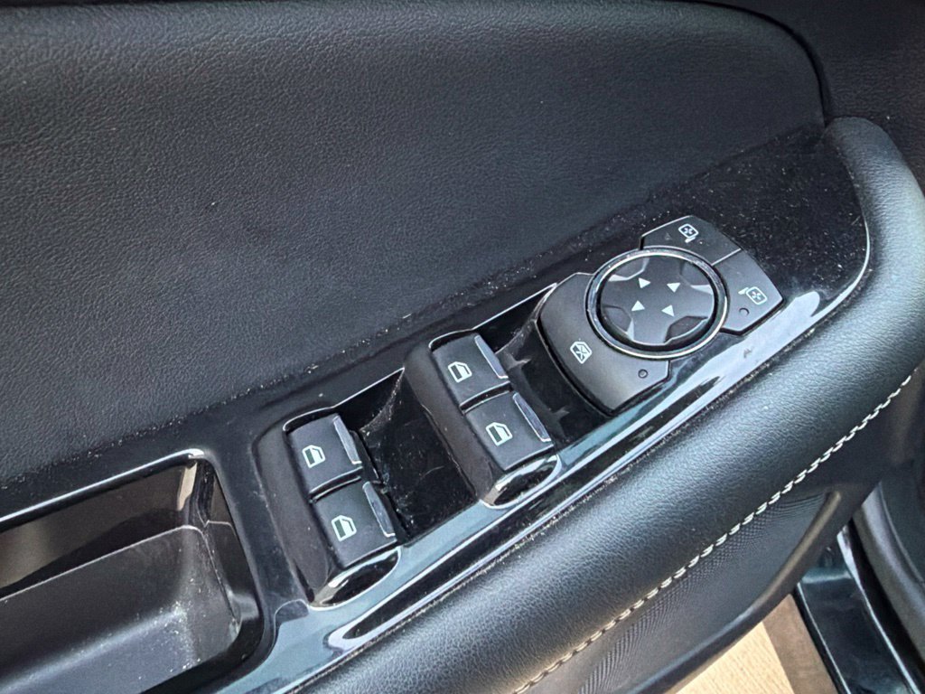 Used 2020 Ford Edge ST w/ Equipment Group 401A AWD/4WD image 30
