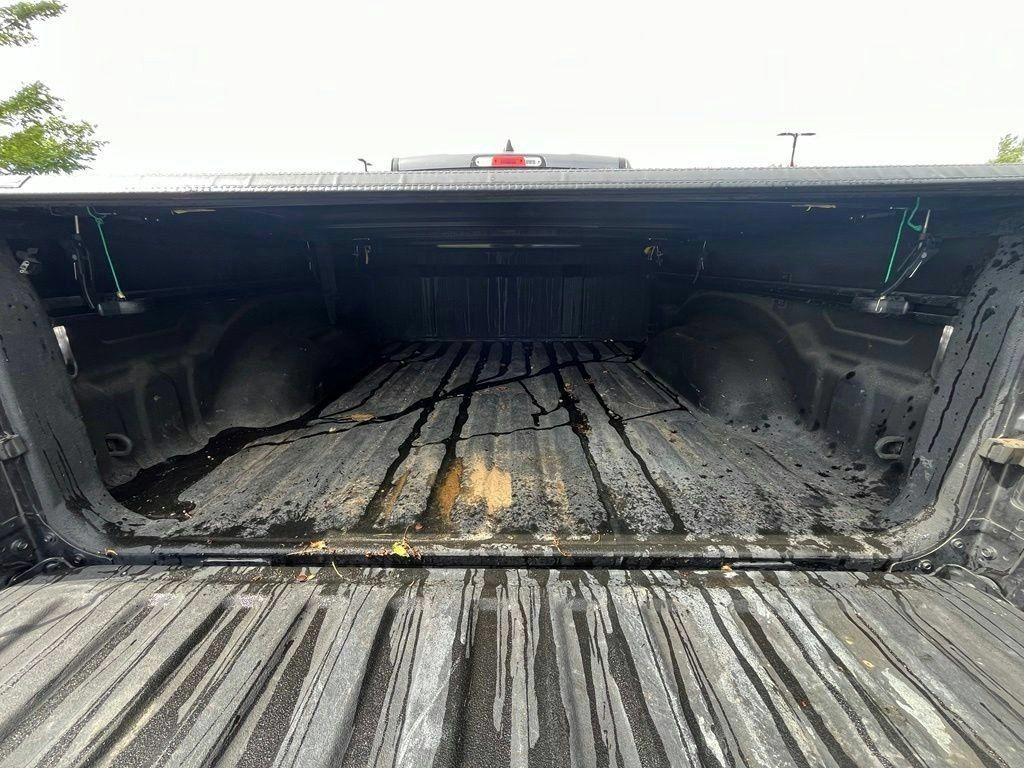 Used 2019 RAM 1500 Laramie RWD image 28