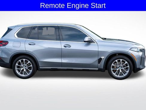 Used 2024 BMW X5 xDrive40i w/ Premium Package AWD/4WD image 9