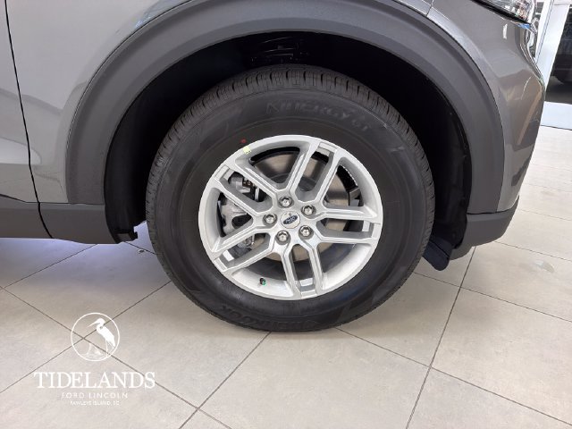 New 2026 Ford Explorer Active w/ Active Comfort Package RWD image 32