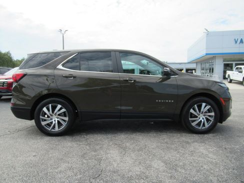 Used 2023 Chevrolet Equinox LT FWD image 5