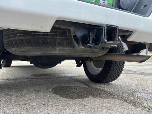 Used 2021 Chevrolet Silverado 1500 Custom image 32