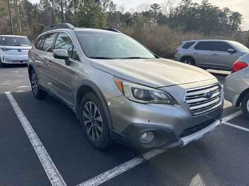 Used 2015 Subaru Outback 2.5i Limited image 6