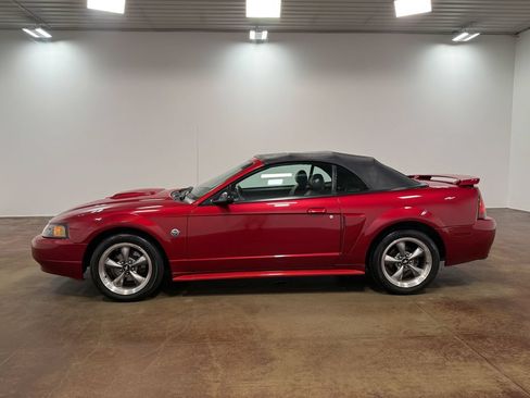 Used 2004 Ford Mustang GT RWD image 7