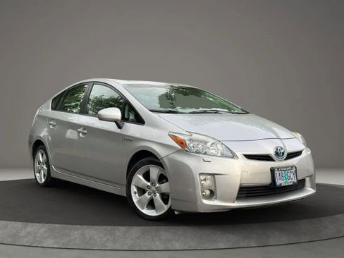 Used 2010 Toyota Prius Five FWD image 4