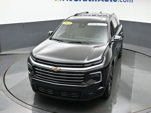 Certified 2025 Chevrolet Traverse High Country w/ LPO, Floor Liner Package image 26