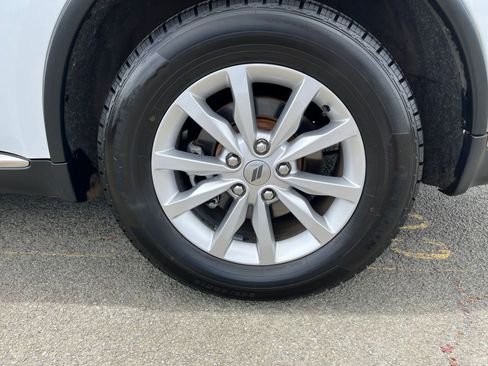 Used 2023 Dodge Durango SXT RWD image 30