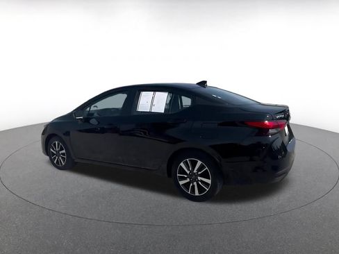 Used 2025 Nissan Versa SV FWD image 9